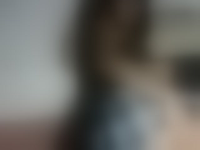 Live sex webcam photo for Aina9 #293978990
