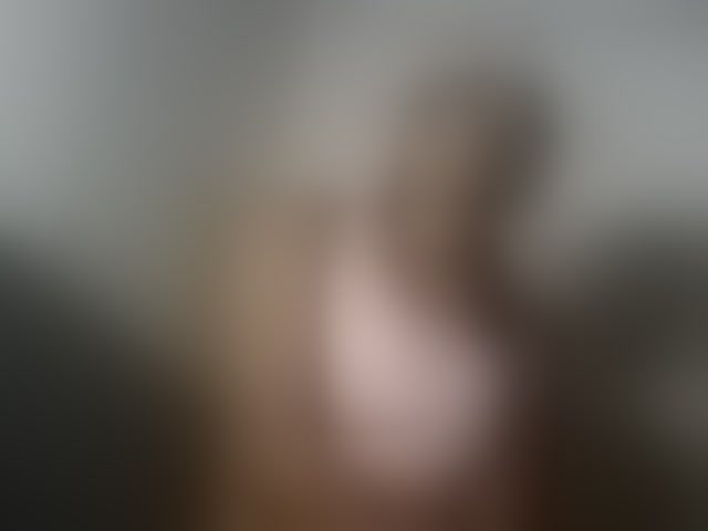 Live sex webcam photo for Aina9 #294134846