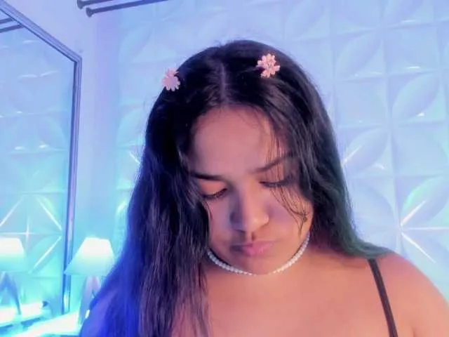 Live sex webcam photo for AinoaPalma #287998559