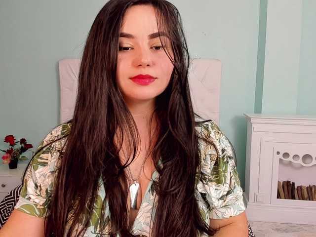 Live sex webcam photo for Ainohacarter #272555364