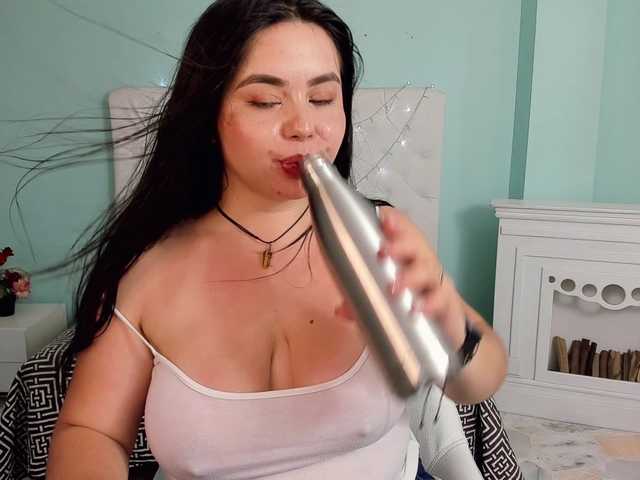 Live sex webcam photo for Ainohacarter #272953049