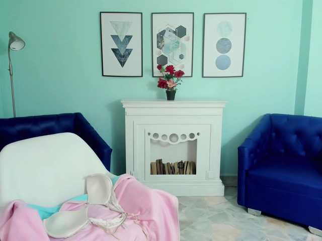 Live sex webcam photo for Ainohacarter #273348792