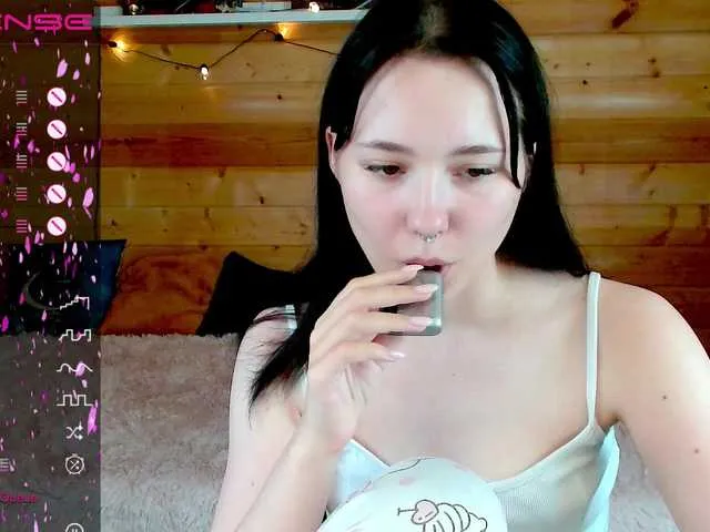 Live sex webcam photo for Airyhill #275941248