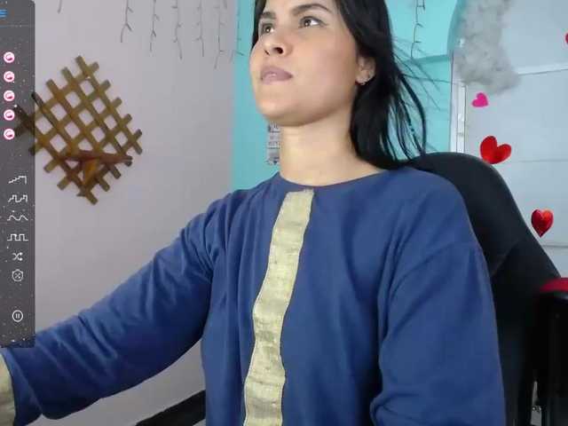 Live sex webcam photo for AishaAmin #277085849