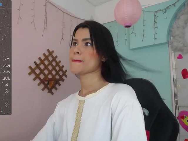 Live sex webcam photo for AishaAmin #277236377