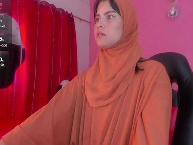 Live sex webcam photo for AishaAmin #278017608