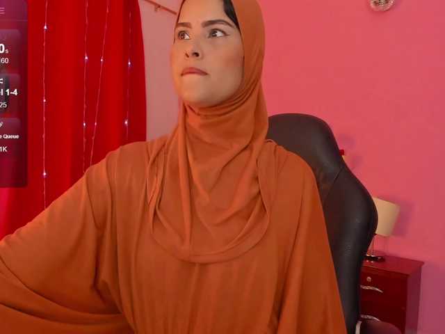 Live sex webcam photo for AishaAmin #278055907