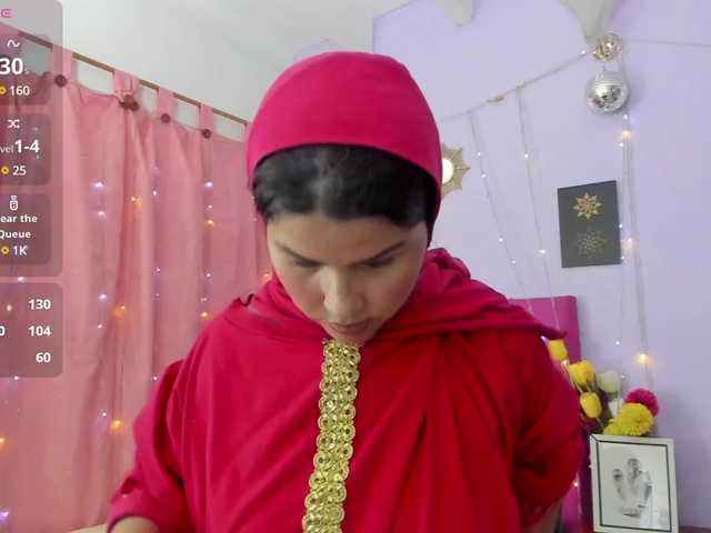 Live sex webcam photo for AishaAmin #290267742