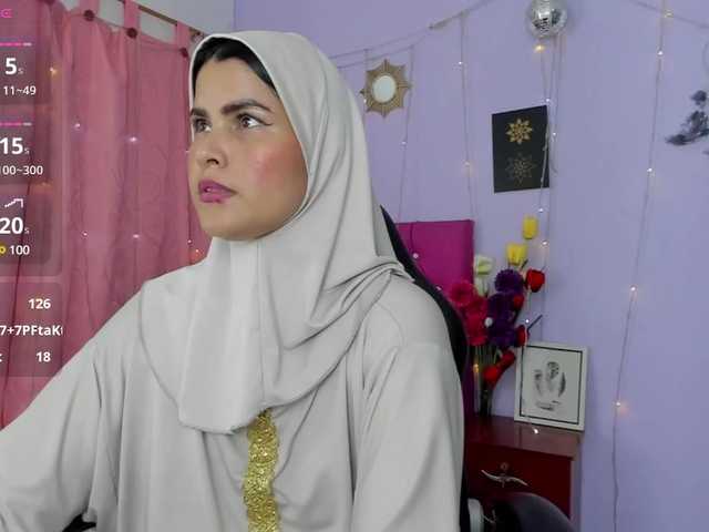 Live sex webcam photo for AishaAmin #290346283