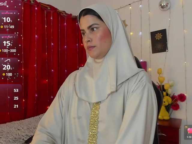 Live sex webcam photo for AishaAmin #290794280