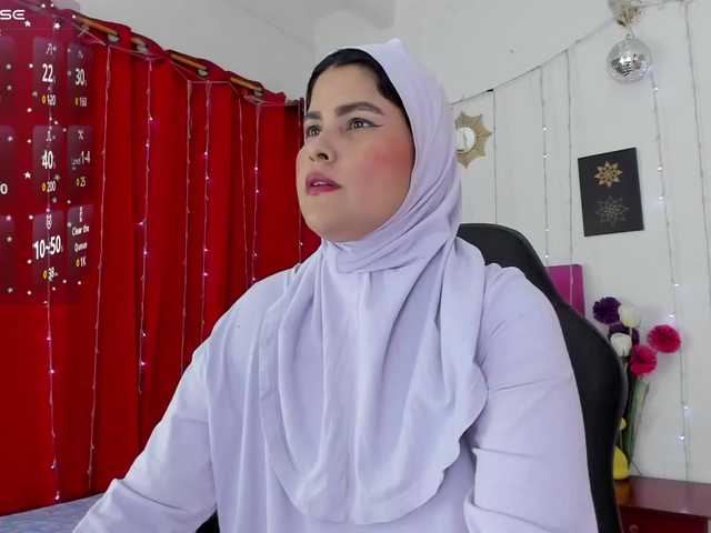 Live sex webcam photo for AishaAmin #291198398