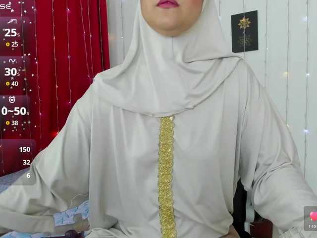 Live sex webcam photo for AishaAmin #292062216