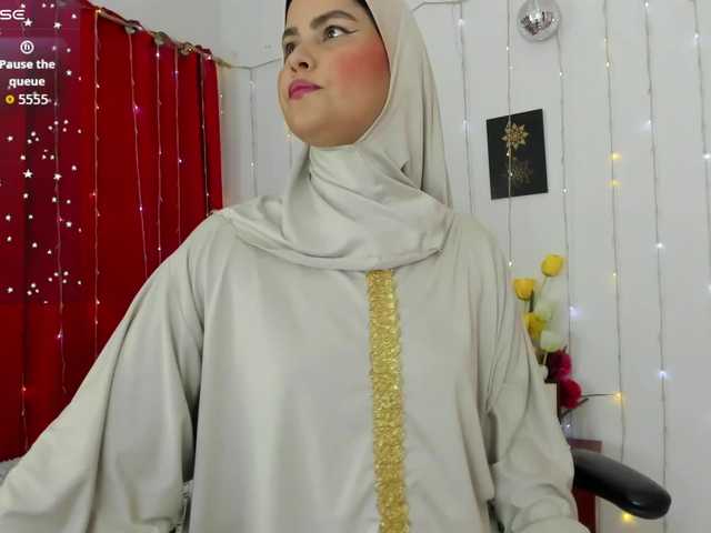 Live sex webcam photo for AishaAmin #292121102