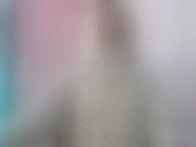 Live sex webcam photo for AishaAmin #293702003