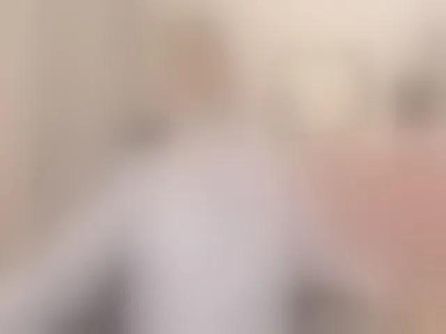 Live sex webcam photo for AishaAmin #293959337