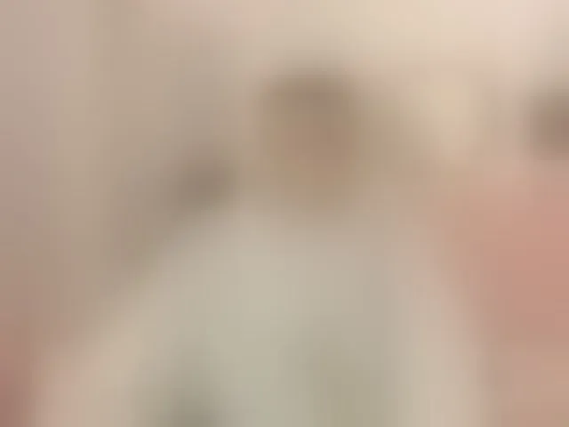 Live sex webcam photo for AishaAmin #294002243