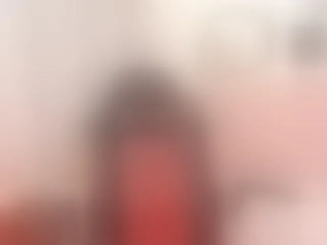 Live sex webcam photo for AishaAmin #294003648