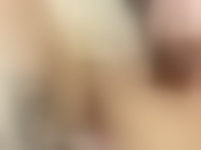 Live sex webcam photo for AishaAmin #294042073