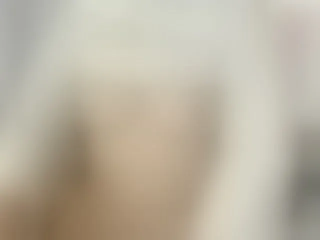 Live sex webcam photo for AishaAmin #294192773