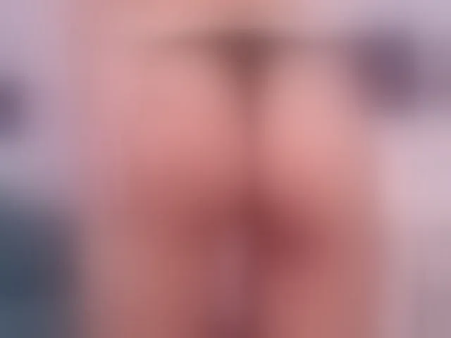 Live sex webcam photo for AishaBee #292307411
