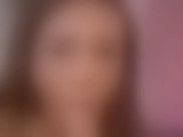 Live sex webcam photo for AishaBee #293413587