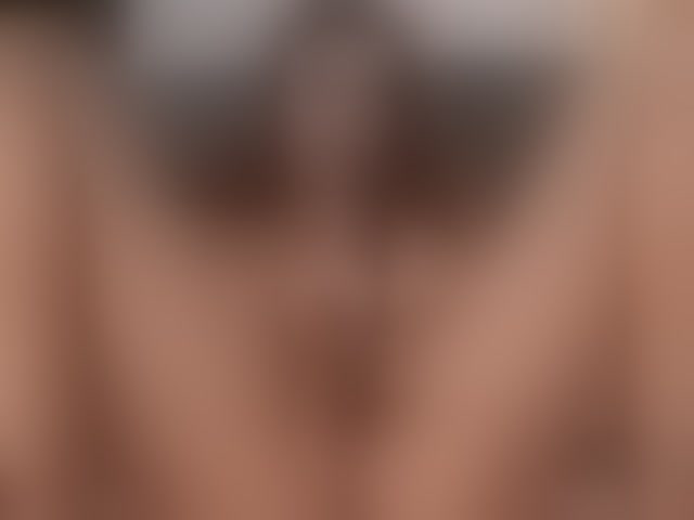 Live sex webcam photo for AishaBee #294051345