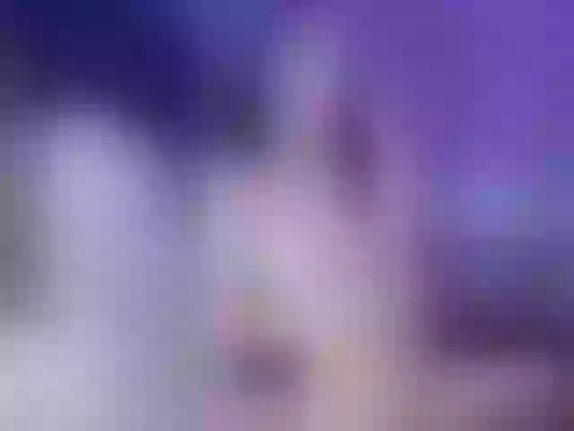 Live sex webcam photo for AishaCallis #274584620