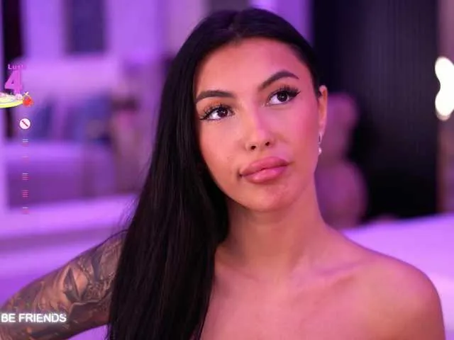 Live sex webcam photo for AishaDevoe #290858555