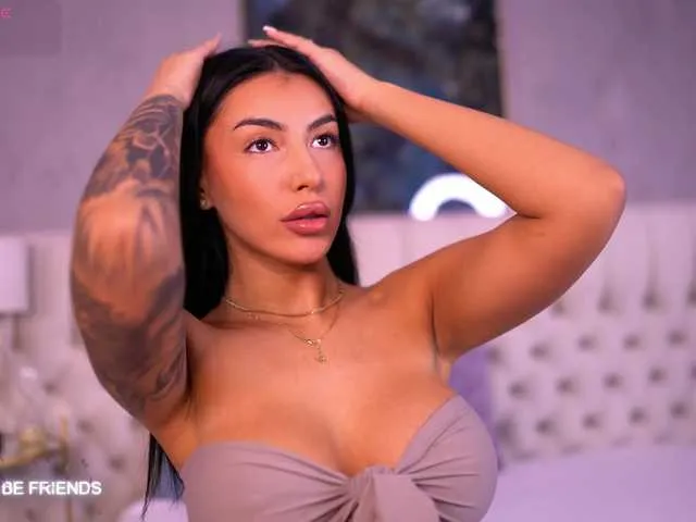 Live sex webcam photo for AishaDevoe #291215169