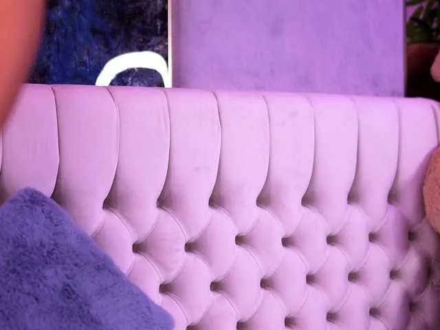 Live sex webcam photo for AishaDevoe #291270149