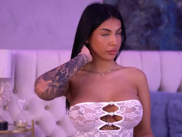 Live sex webcam photo for AishaDevoe #291287436