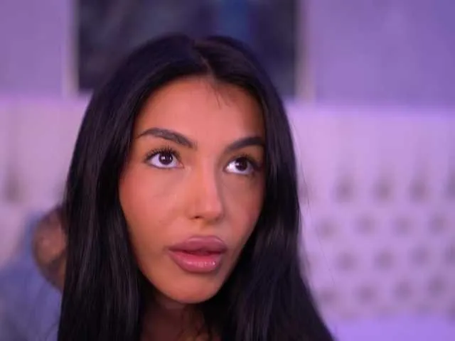 Live sex webcam photo for AishaDevoe #291297066