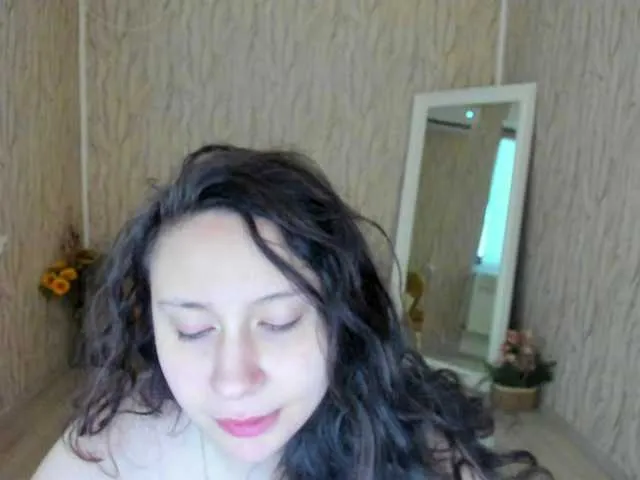 Live sex webcam photo for AishaRouhi #290278986