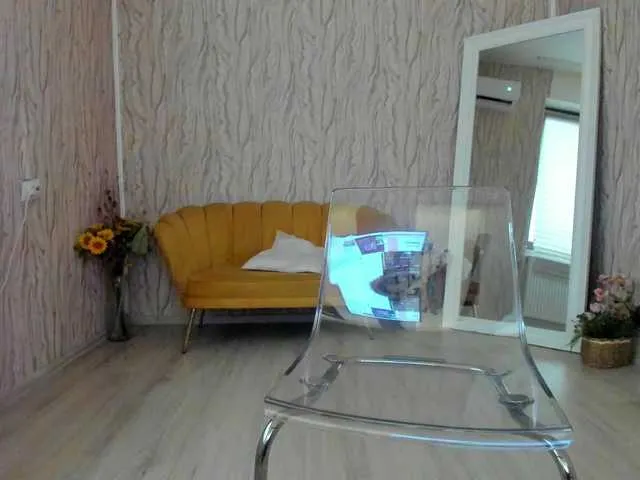 Live sex webcam photo for AishaRouhi #290366337