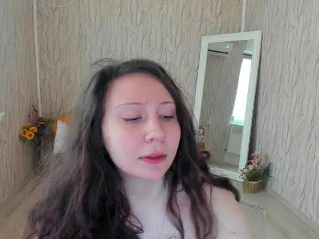 Live sex webcam photo for AishaRouhi #290478090