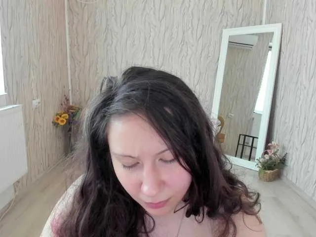 Live sex webcam photo for AishaRouhi #290552279