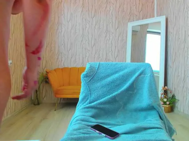 Live sex webcam photo for AishaRouhi #290929251