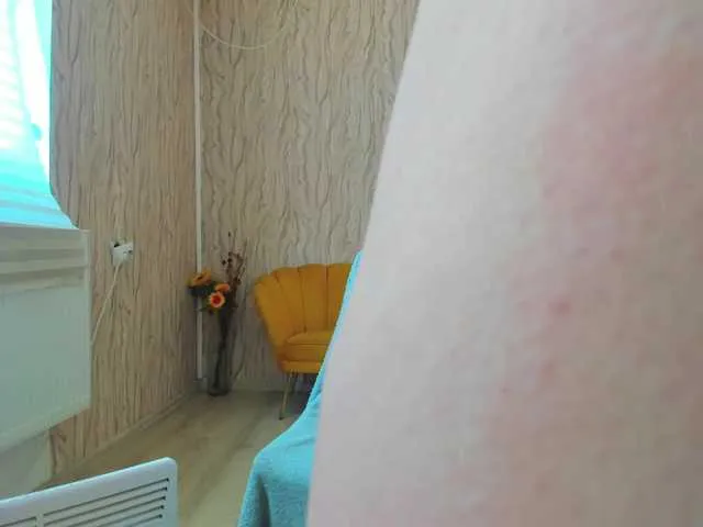 Live sex webcam photo for AishaRouhi #291007959