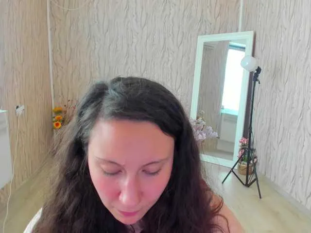 Live sex webcam photo for AishaRouhi #291231207