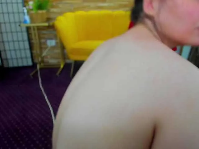 Live sex webcam photo for AishaRouhi #291338864