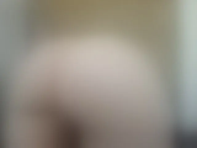 Live sex webcam photo for AishaRouhi #292360197