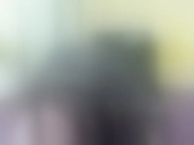 Live sex webcam photo for AishaRouhi #292374385