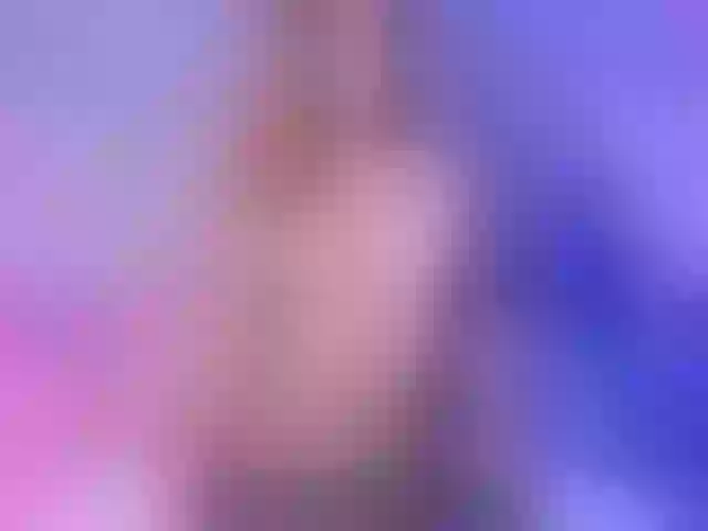 Live sex webcam photo for Aitanna-27 #276520914