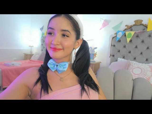 Live sex webcam photo for Aixa-Reyes #277622977