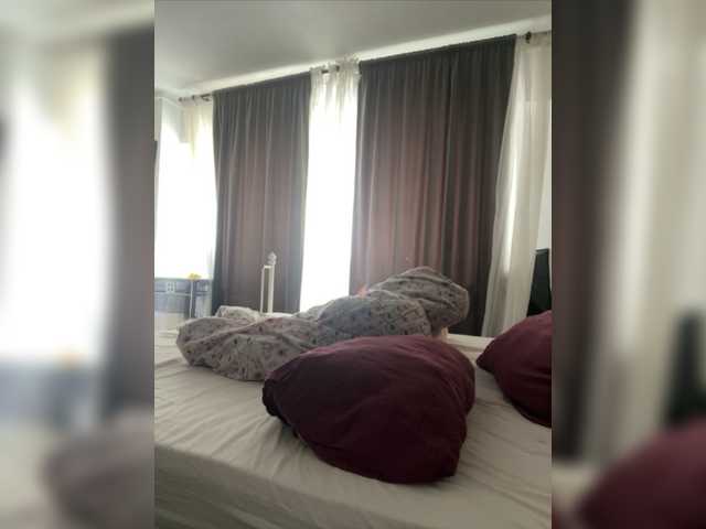 Live sex webcam photo for AkashaQueen #276403462