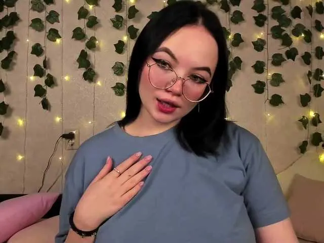 Live sex webcam photo for Akeno-San #277082268