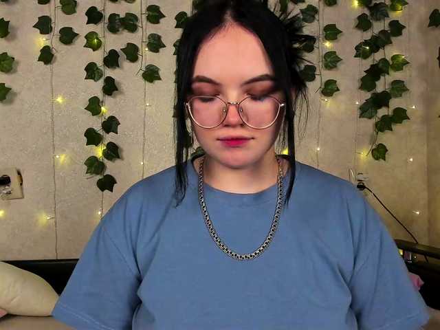 Live sex webcam photo for Akeno-San #277304181