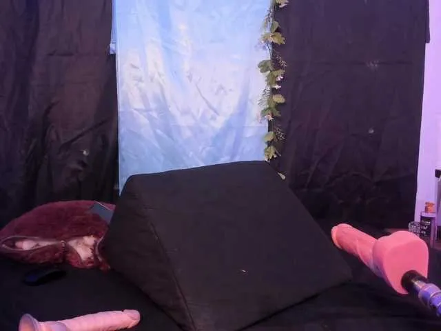 Live sex webcam photo for AkiraStone #292002917