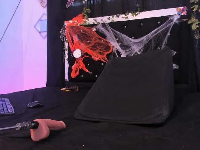 Live sex webcam photo for AkiraStone #292208416