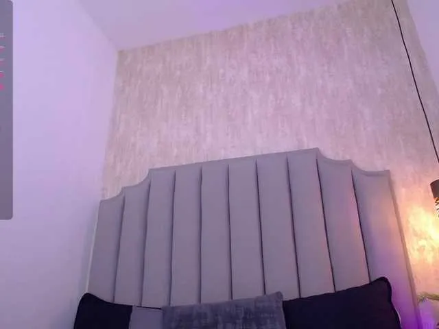 Live sex webcam photo for Alahia-Baiter #290561886